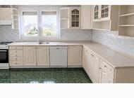 Grajewo ogłoszenia: Kuchnia o wymiarach 2,9 x 2,0 m z jasnymi meblami w stylu... - zdjęcie
