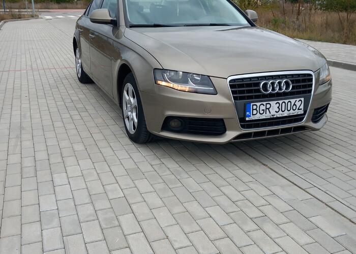 Grajewo ogłoszenia: Sprzedam Audi a 4 ,b8
2.0tdi,140 km 
Automat 
Nowe opony zimowe...