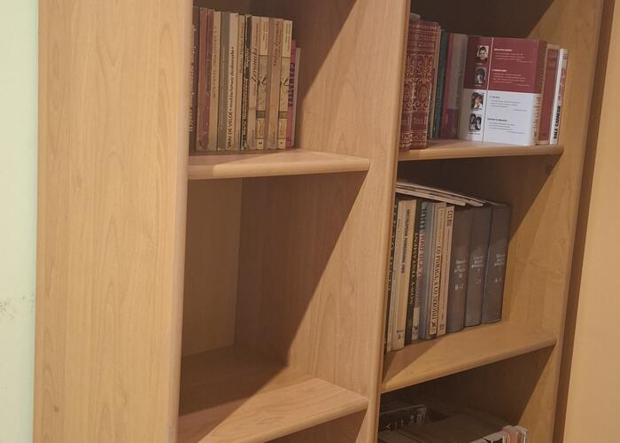 Grajewo ogłoszenia: Sprzedam 2 regały na książki  firmy black red white