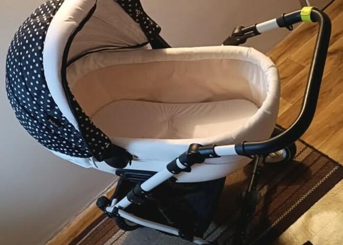 Grajewo ogłoszenia: Sprzedam zestaw: wózek dziecięcy oraz fotelik samochodowy...