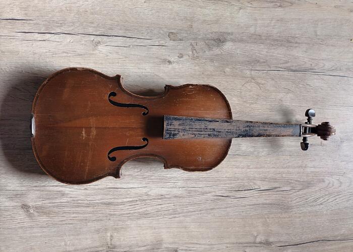 Grajewo ogłoszenia: Skrzypce 1954 rok fabryka instrumentów lutniczych 
LUBIN...