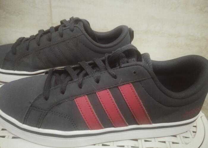 Grajewo ogłoszenia: Sprzedam buty:
1) Adidas Sportswear - Sneakersy niskie. Buty...