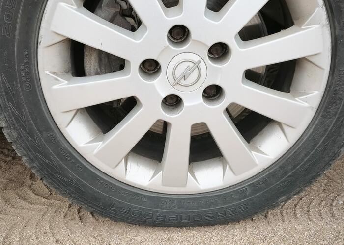 Grajewo ogłoszenia: Sprzedam felgi z oponami
Specyfikacja felg:
Rodzaj: Aluminiowe...