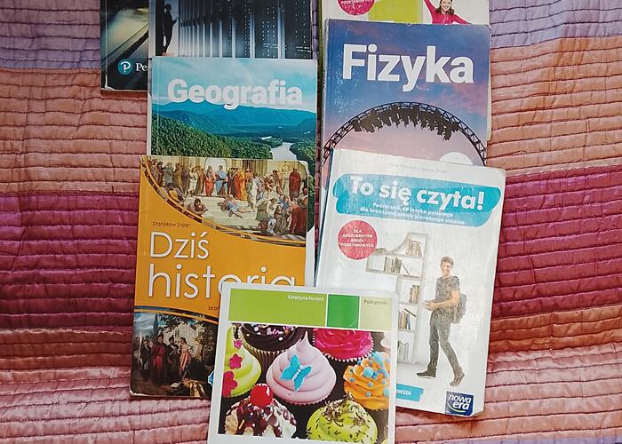 Grajewo ogłoszenia: Tanio oddam w bardzo dobrym stanie książki do technikum żywienia...