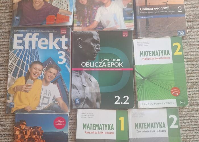 Grajewo ogłoszenia: Sprzedam książki do liceum, technikum, cena 15-20zł